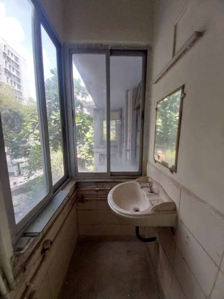 Bathroom, sandesh nagar Commercial Office Space 1000 Sq.Ft. In Sandesh Nagar Mumbai 10456211