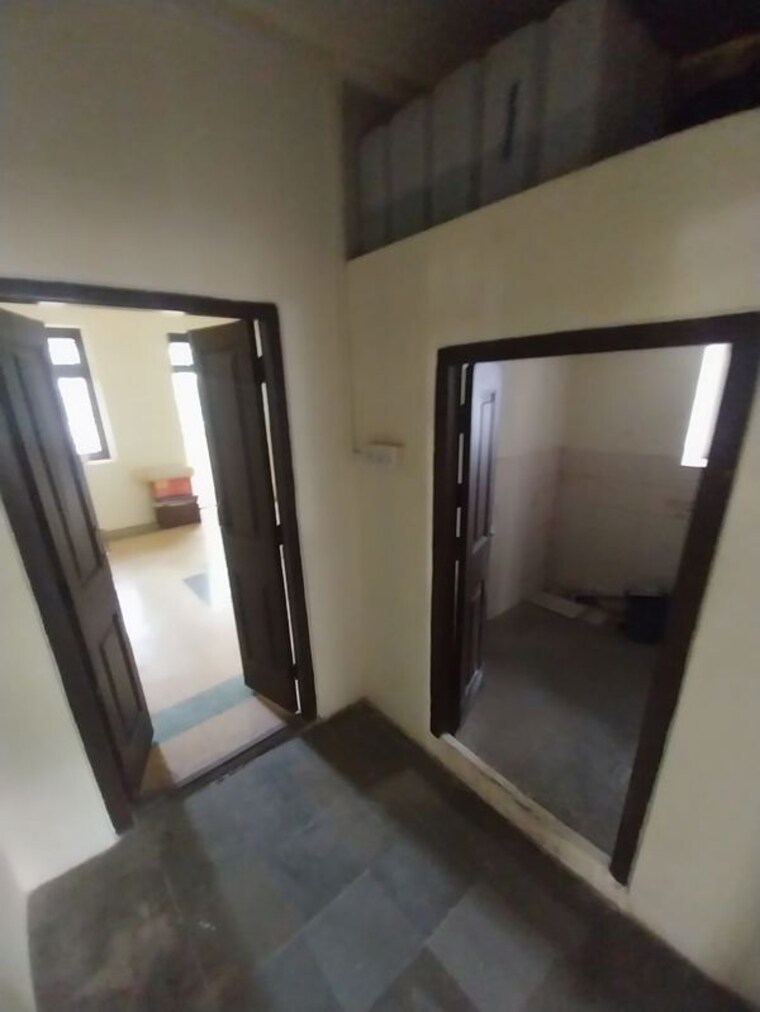 Room, sandesh nagar Commercial Office Space 1000 Sq.Ft. In Sandesh Nagar Mumbai 10456211