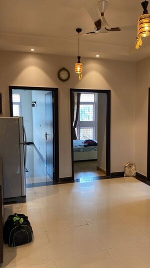 Room in 3.5 BHK Builder Floor at Palam Vihar Residents Association, Palam Vihar – for Sale