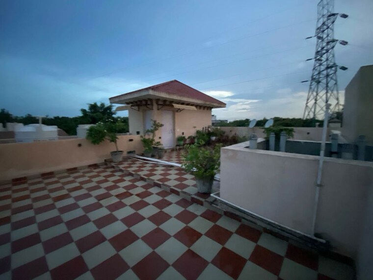 Balcony, palam-vihar-residents-association 3.5 Bedroom 2500 Sq.Ft. Builder Floor In Palam Vihar Gurgaon 10456253