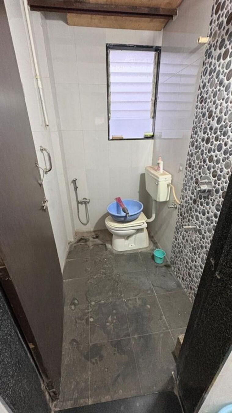 Bathroom, oasis-city-apartment 2 Bedroom 850 Sq.Ft. Apartment In Mokarwadi Pune 10456260
