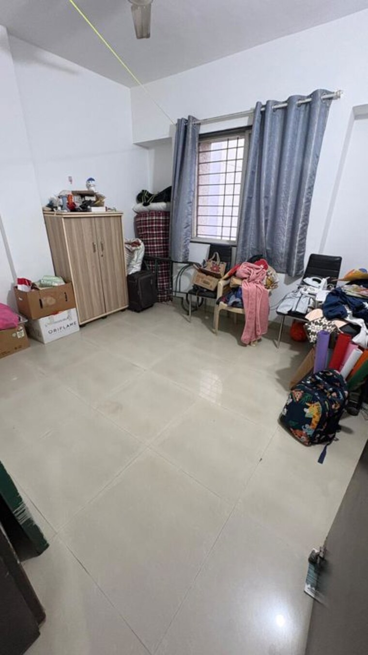  Parking, oasis-city-apartment 2 Bedroom 850 Sq.Ft. Apartment In Mokarwadi Pune 10456260