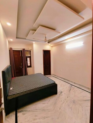 Bedroom in 2 BHK Apartment at Unitech Uniworld Gardens 2, Sector 47 – for Rent