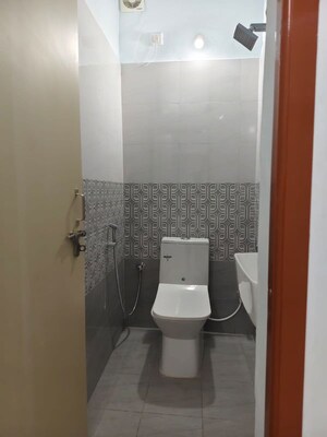 Bathroom in 1 BHK Builder Floor at Indiranagar – for Rent