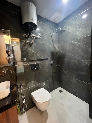 Team Area in 2 BHK Apartment at Unitech Uniworld Gardens 2, Sector 47 – for Rent