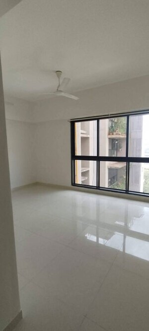 Room in 2 BHK Apartment at Worli – for Rent