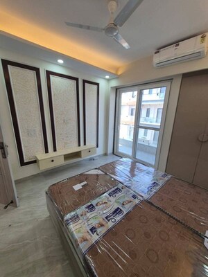 Bedroom in 2 BHK Apartment at Ansal Sushant Estate, Sector 52 – for Rent