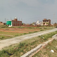 Plot For Sale in Parao