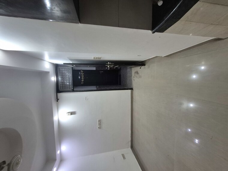 Kitchen, mayur vihar 1.5 Bedroom 400 Sq.Ft. Builder Floor In Mayur Vihar Delhi 10456474