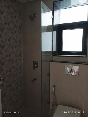 Furnished Amenities in 3 BHK Apartment at Signature Global City 63A, Sector 63a – for Sale
