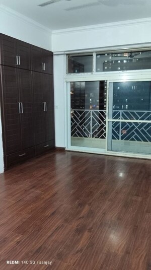 2 BHK Builder Floor For Rent in Sector 33