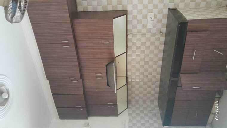 Bathroom, unitech-south-city-ii 3 Bedroom 1500 Sq.Ft. Builder Floor In Sector 50 Gurgaon 10456745