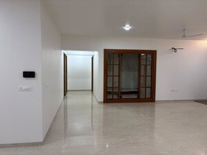 Room in 3 BHK Apartment at SNN Clermont, Hebbal – for Rent