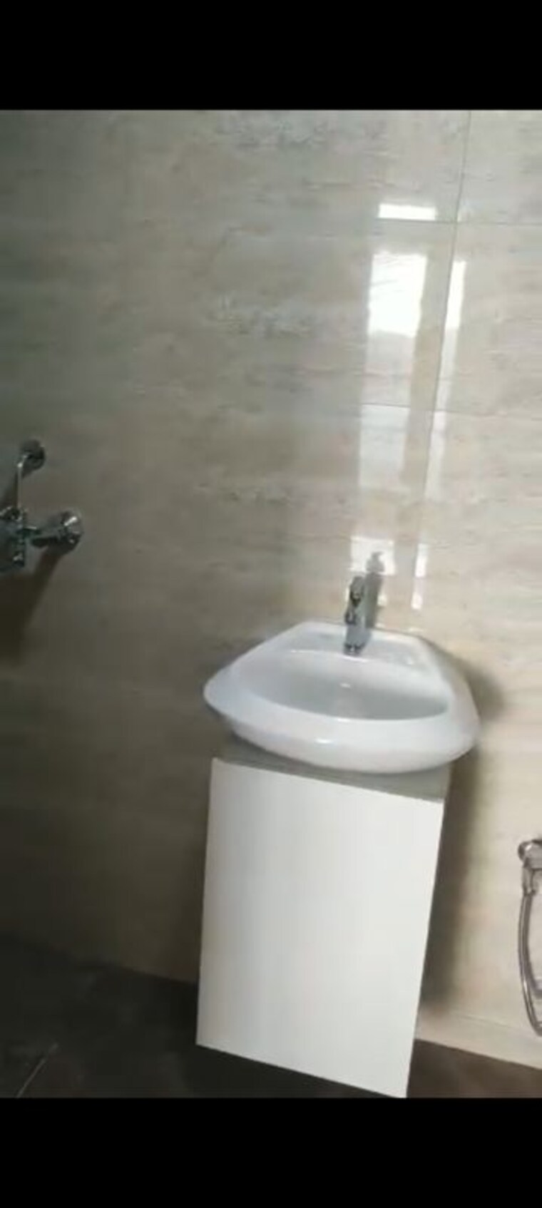 Bathroom, mj-shah-centrio 1 Bedroom 500 Sq.Ft. Apartment In Govandi Mumbai 10456770