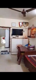1 Rk  + Pooja Room 250 Sq.Ft. Apartment in Vakola