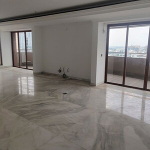 Room in 4 BHK Apartment at Prestige Hermitage, Halasuru – for Sale