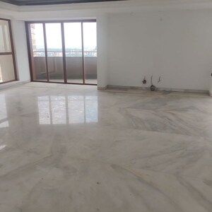Room in 4 BHK Apartment at Prestige Hermitage, Halasuru – for Sale
