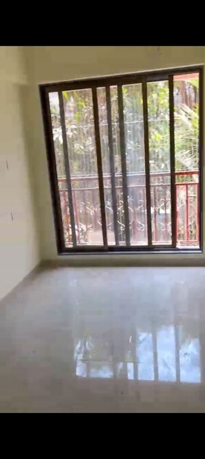 Room in 3 BHK Apartment at Sayba Elegant, Kurla East – for Rent