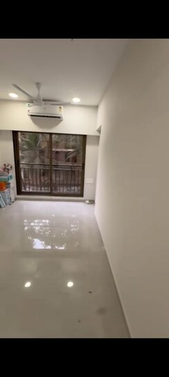 1 BHK + Pooja Room Apartment For Rent in Roha Vatika