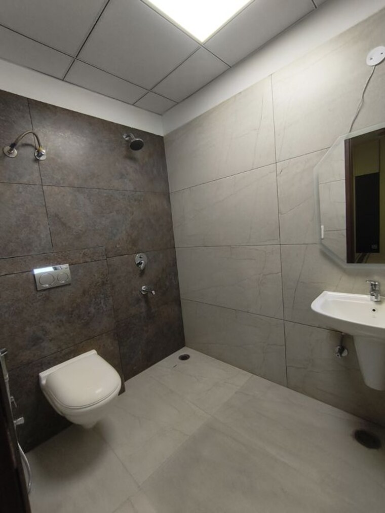 Bathroom, motia-aerogreens 3 Bedroom 136 Sq.Ft. Builder Floor In Dyalpur Zirakpur 10456794