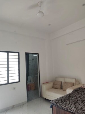 Room in 5 BHK Independent House at Tech Zone 4 Greater Noida – for Sale