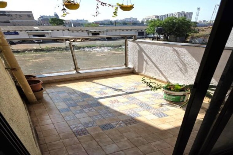 Balcony, menlo-homes-kharadi 2 Bedroom 700 Sq.Ft. Apartment In Kharadi Pune 10456796