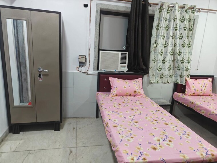 Bedroom, cbd belapur sector 20 Pg For Boys & Girls In Cbd Belapur Sector 20 10456813