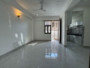 Living Room in 2 BHK Apartment at Chattarpur – for Rent