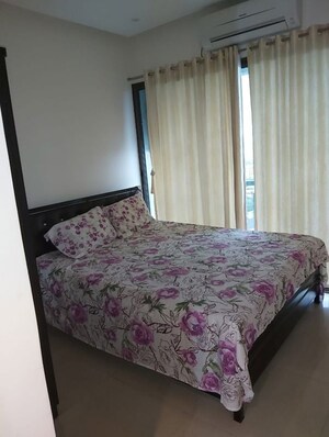 Bedroom in 2 BHK Apartment at Swagat Heights, Mira Road – for Rent