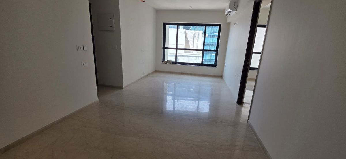 2 BHK 850 Sq.Ft. Apartment in Adani Ten BKC