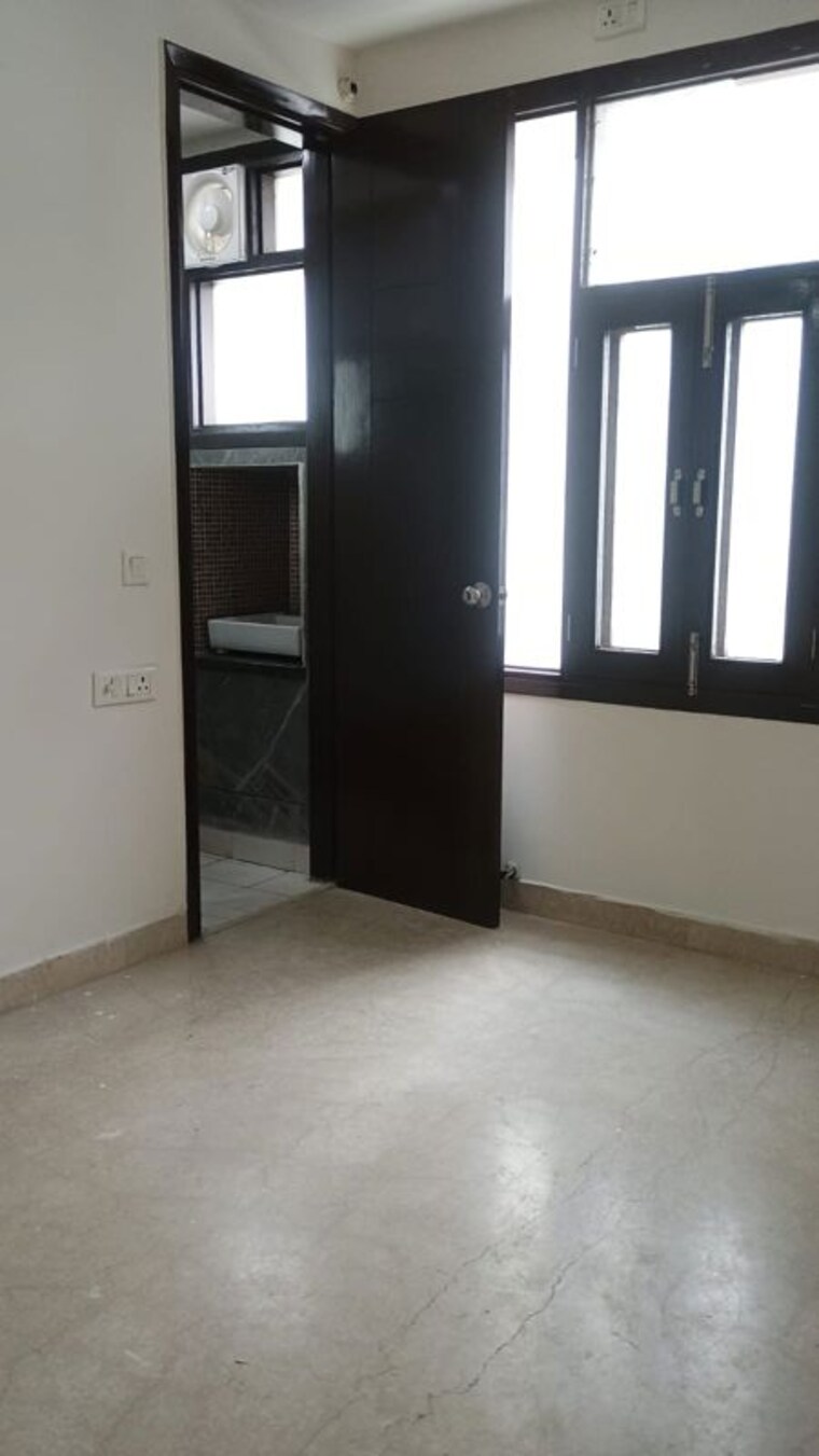 Room, saket 3 Bedroom 1250 Sq.Ft. Builder Floor In Saket Delhi 10456842