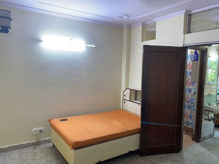Bedroom, dayanand colony 1 Bedroom 550 Sq.Ft. Builder Floor In Dayanand Colony Delhi 10456848