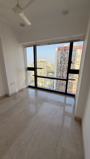 Room in 4 BHK Apartment at Lodha World View, Worli – for Rent