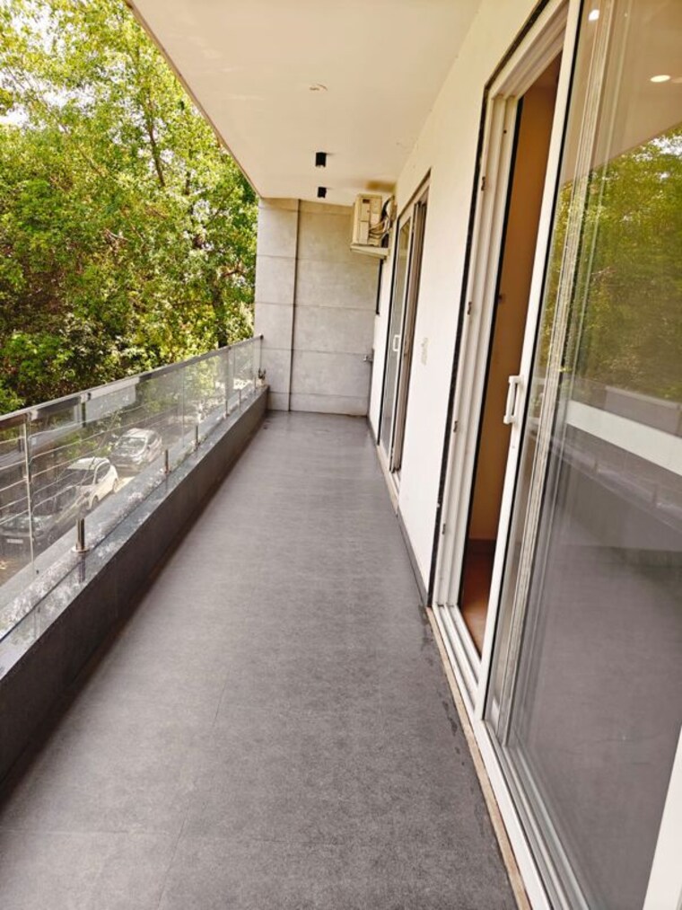 Balcony, unitech-south-city-1 3 Bedroom 1600 Sq.Ft. Builder Floor In South City 1 Gurgaon 10456864