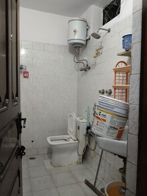 Bathroom in 2 BHK Builder Floor at Sector 21 – for Rent