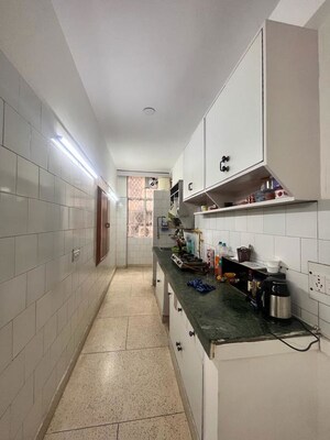 Parking in 2 BHK Builder Floor at Greater Kailash ii – for Rent