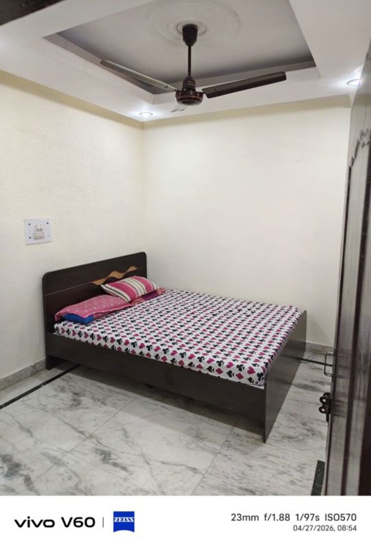 Bedroom, sector 41 2 Bedroom 275 Sq.Yd. Builder Floor In Sector 41 Gurgaon 10456904