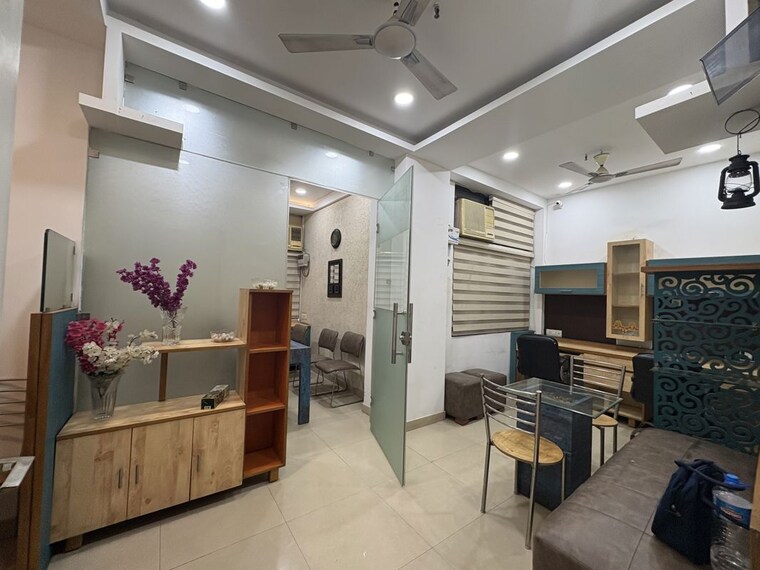 Exterior View, netaji subhash place Commercial Office Space 500 Sq.Ft. In Netaji Subhash Place Delhi 10456917