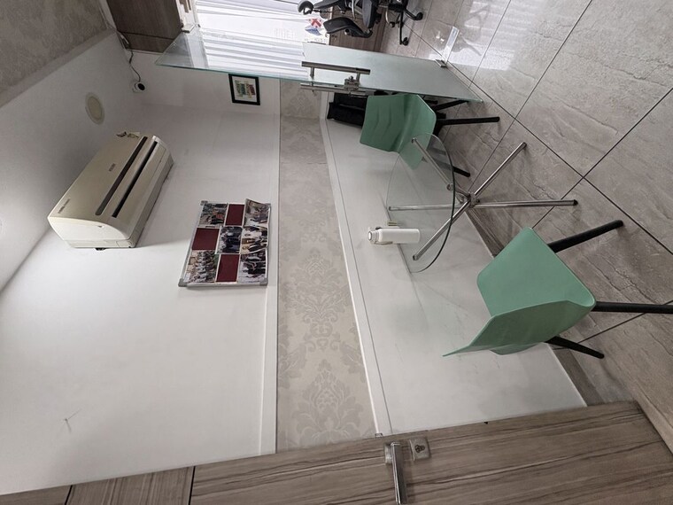 Team Area, netaji subhash place Commercial Office Space 360 Sq.Ft. In Netaji Subhash Place Delhi 10456926
