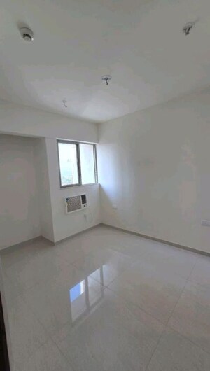 Room in 2 BHK Apartment at Lodha Crown Kolshet, Kolshet Road – for Rent