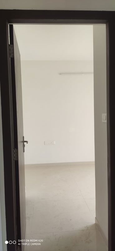 2 BHK 950 Sq.Ft. Apartment in K P Millenium Heights