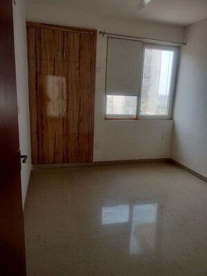 Room in 3 BHK Apartment at Nimbus The Hyde park, Sector 78 – for Rent