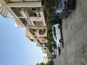 Staircase in 3 BHK Builder Floor at Ansal API Esencia, Sector 67 – for Rent
