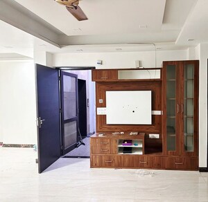 3 BHK Builder Floor For Rent in Sector 9a