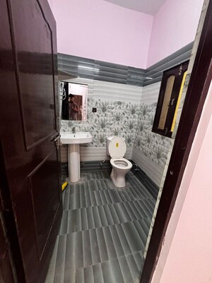 Balcony in 2 BHK Builder Floor at Ansal Palam Triangle, Palam Vihar Extension – for Rent
