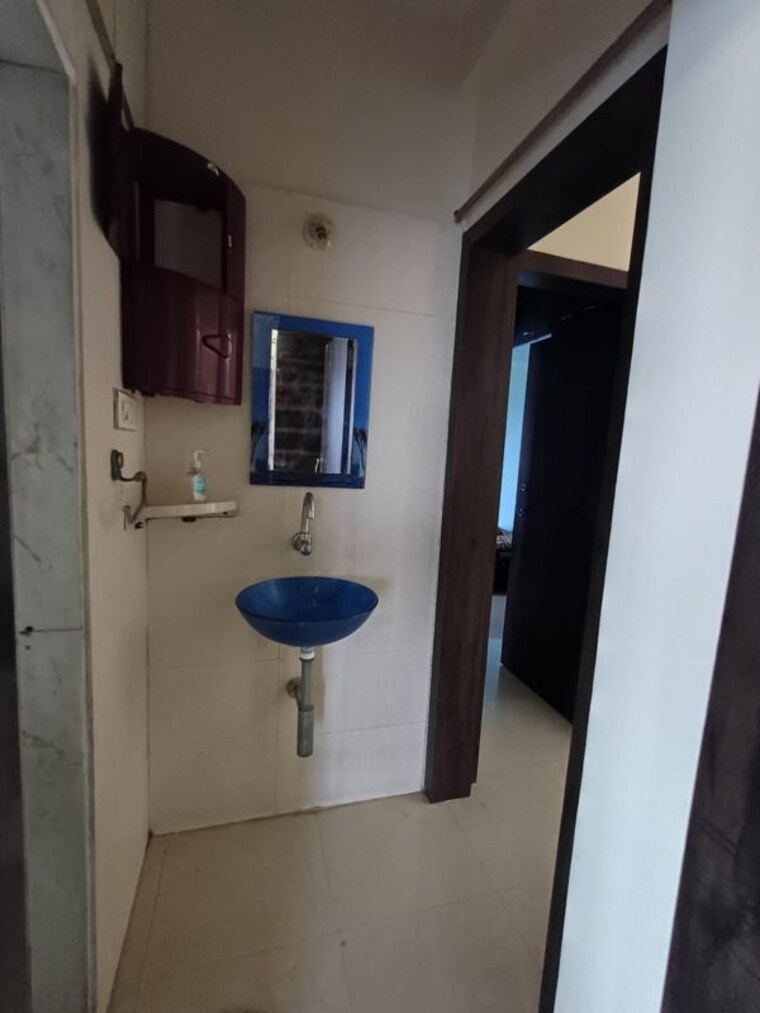 Bathroom, grandeur-giriraj-jewel 2 Bedroom 715 Sq.Ft. Apartment In Talav Pali Thane 10457024