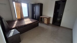Room in 3 BHK Apartment at Pebbles I, Bavdhan – for Rent