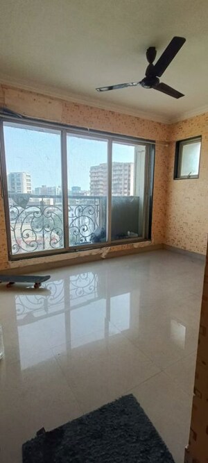 Room in 2 BHK Apartment at Aditya Vakola Sandeep CHS LTD, Santacruz East – for Rent