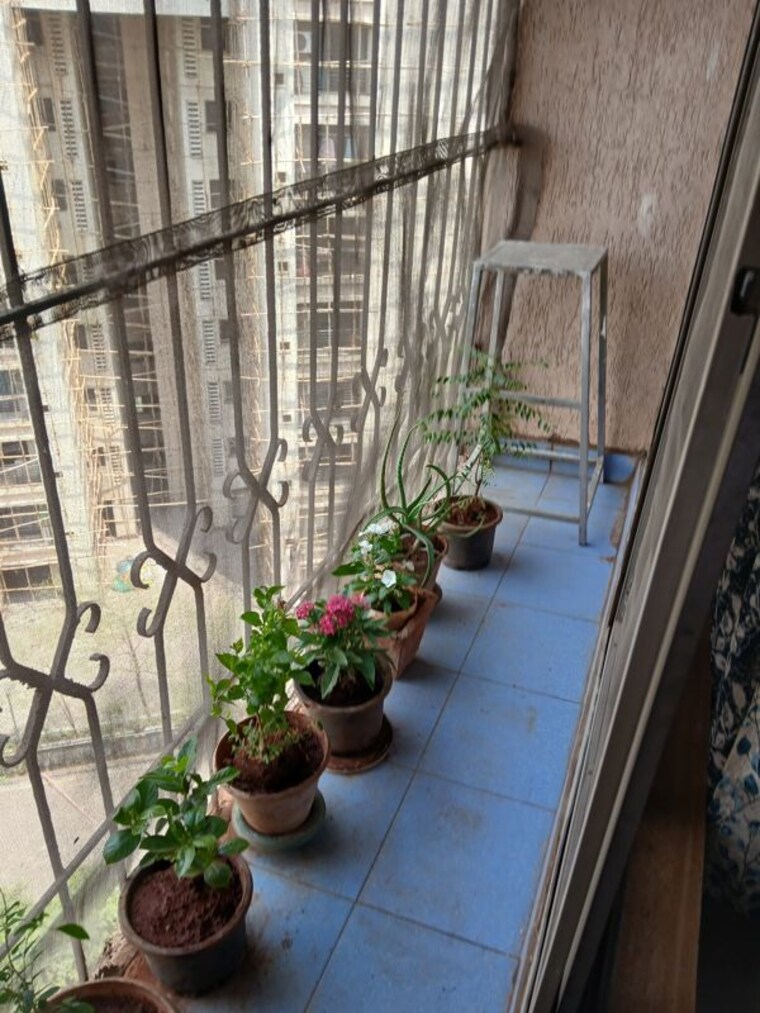 Balcony, runwal-estate 2 Bedroom 900 Sq.Ft. Apartment In Dhokali Thane 10432409