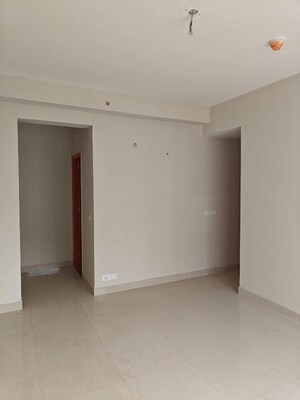 Room in 3.5 BHK Apartment at Tata Eureka Park, Sector 150 – for Rent